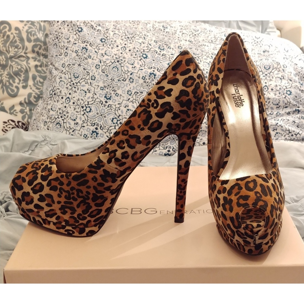 CHARLOTTE RUSSE LEOPARD PEEP TOE PLATFORM HEELS